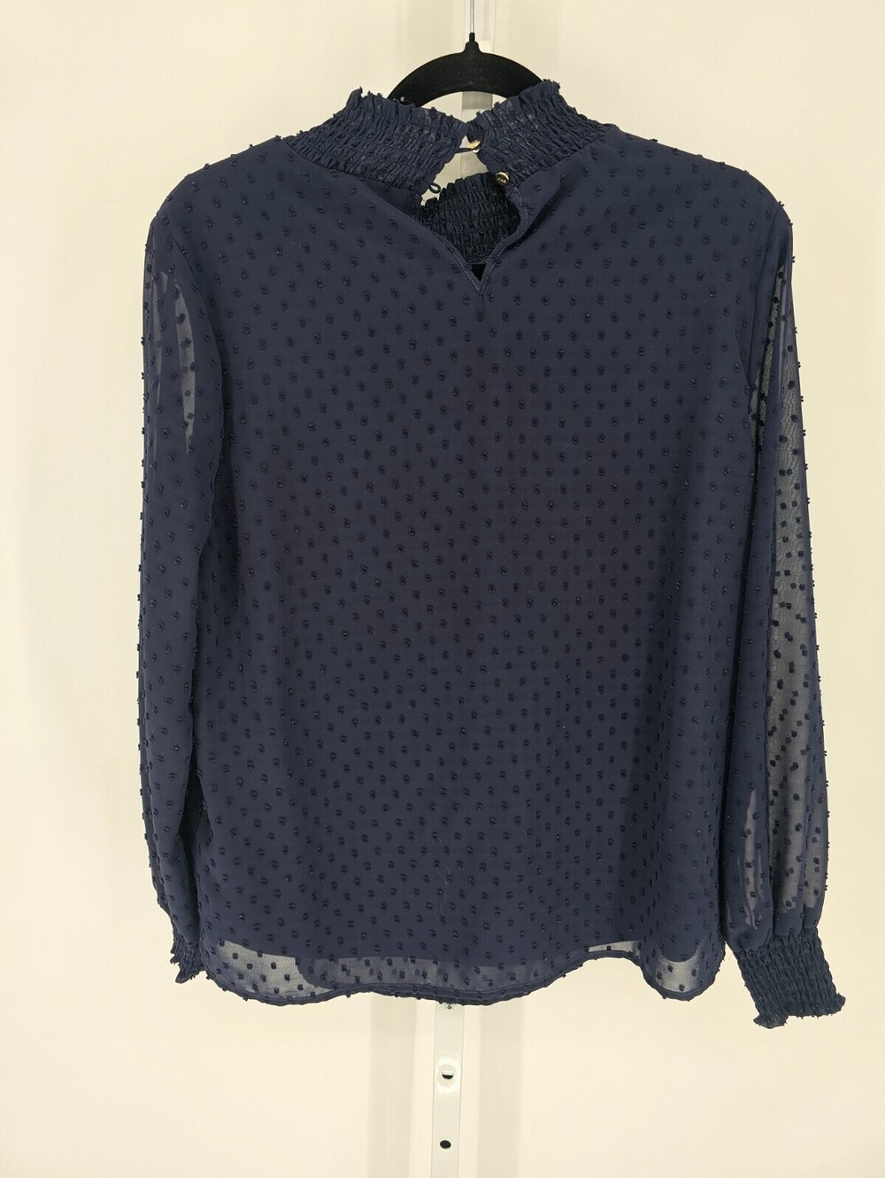Cooper & Ella Womens Sz S Long Sleeve Smocked Neck Blouse Navy Blue - Picture 5 of 5